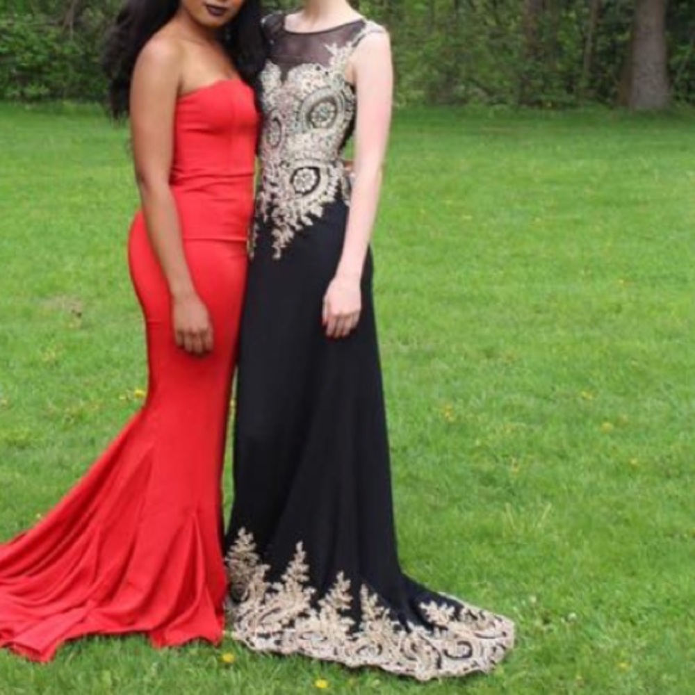 BLACK PROM DRESS - Picture 2 of 3